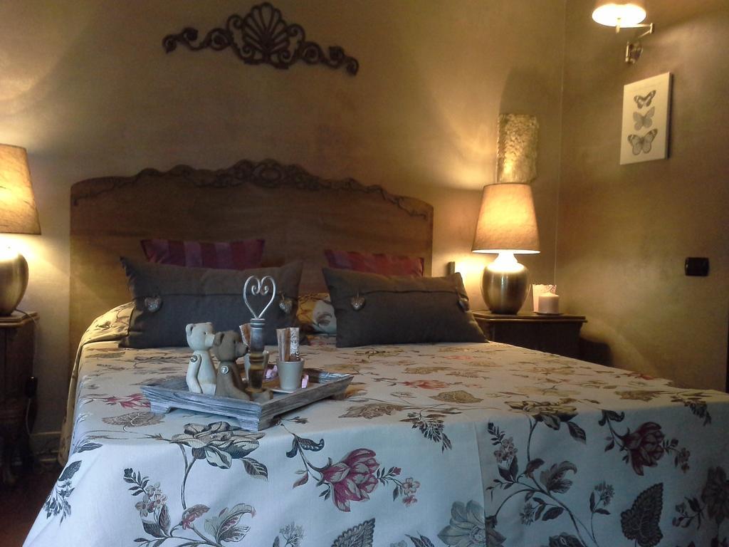 Residenza Teodorico Re B&B Viterbo Ruang foto