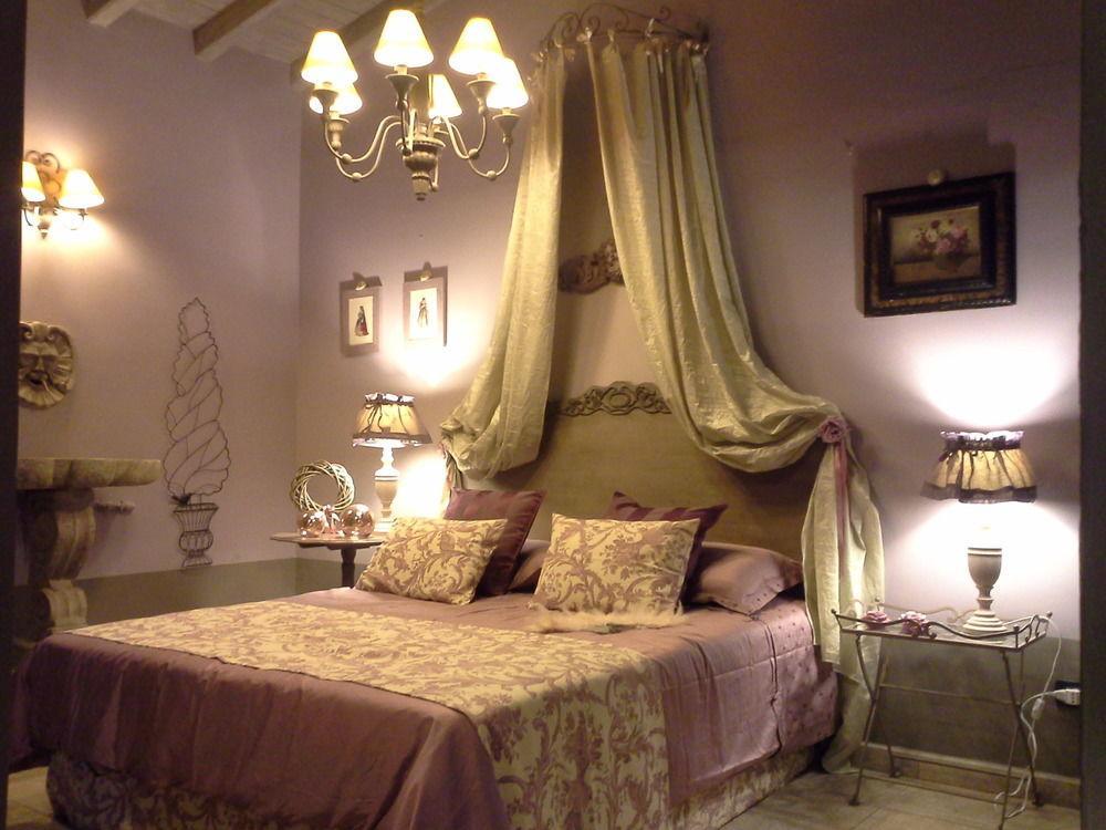Residenza Teodorico Re B&B Viterbo Bagian luar foto
