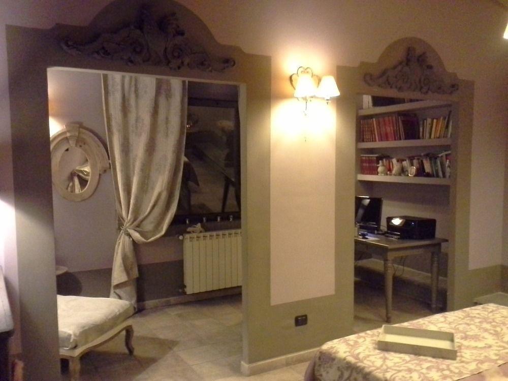 Residenza Teodorico Re B&B Viterbo Bagian luar foto