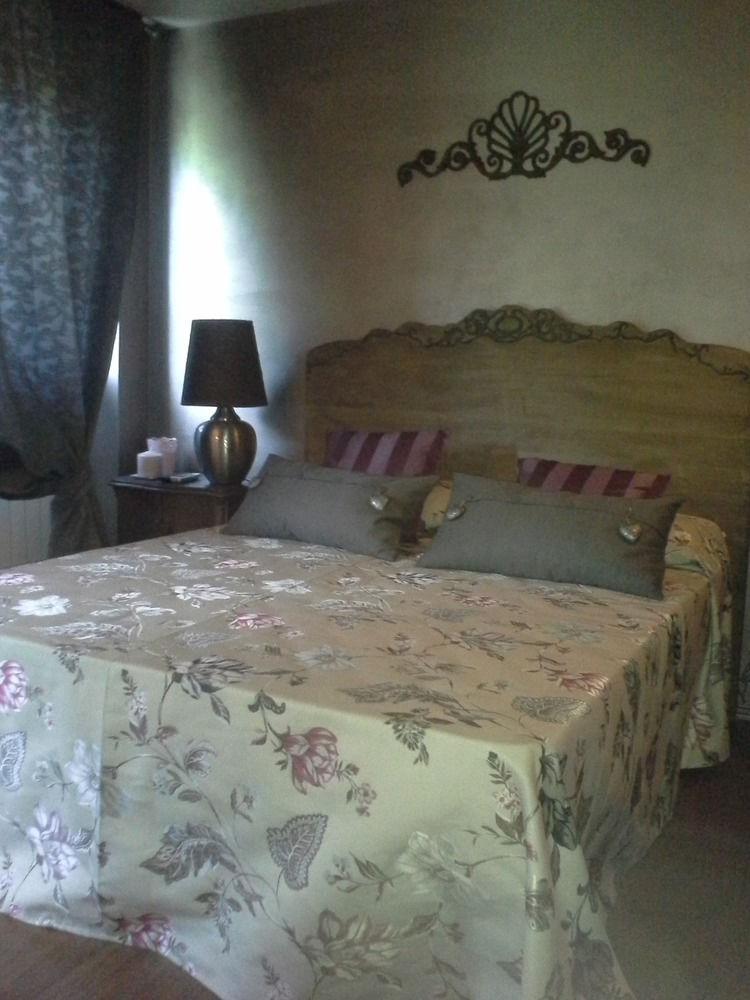 Residenza Teodorico Re B&B Viterbo Bagian luar foto