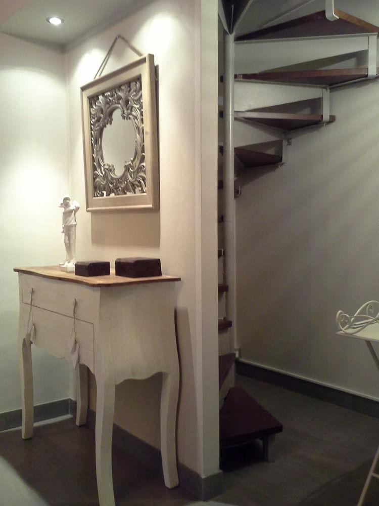 Residenza Teodorico Re B&B Viterbo Bagian luar foto