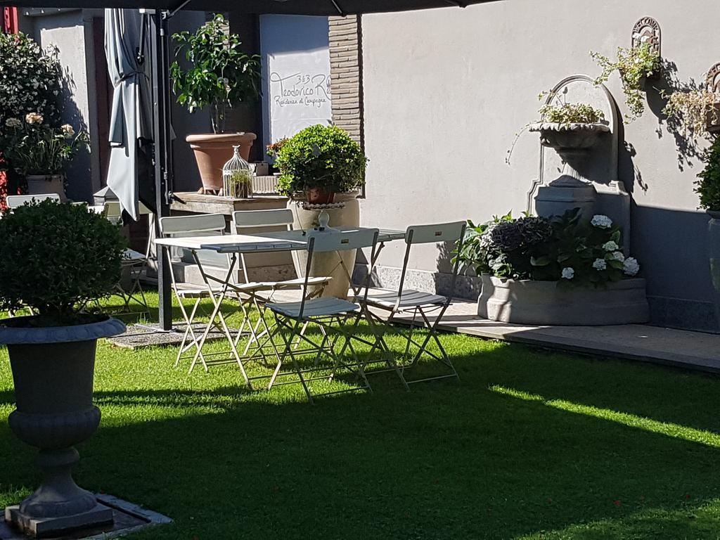 Residenza Teodorico Re B&B Viterbo Bagian luar foto